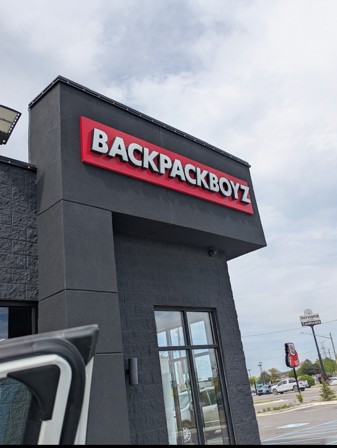 WE DIRECT COMBAT SPORTS FANS TO YOUR NEW MEXICO LOCATIONS 